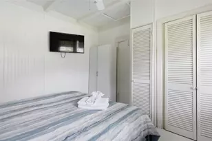 3860 Burlington Ave N, Saint Petersburg, FL 33713 - Photo 13