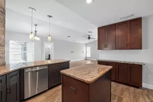 12421 Windswept Ave, Riverview, FL 33569 - Photo 7