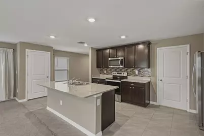 13648 Whiskey Daisy Drive, Dade City, FL 33525 - Photo 15