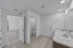 13648 Whiskey Daisy Dr, Dade City, FL 33525 - Photo 33