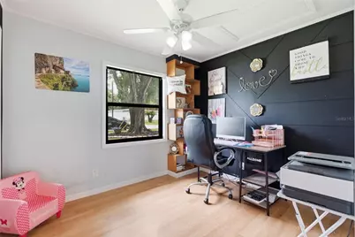 9242 N 52nd Street, Tampa, FL 33617 - Photo 21