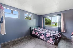 9242 N 52nd St, Tampa, FL 33617 - Photo 25