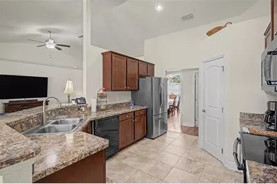 12258 Harris Hawk Road, Weeki Wachee, FL 34614 - Photo 15