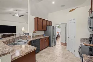 12258 Harris Hawk Rd, Weeki Wachee, FL 34614 - Photo 15