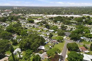1317 Essex Dr N, Saint Petersburg, FL 33710 - Photo 29