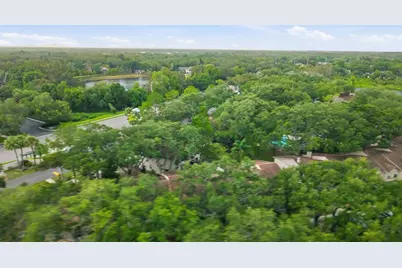 2350 Fletchers Point Circle, Tampa, FL 33613 - Photo 33