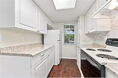 2350 Fletchers Point Circle, Tampa, FL 33613 - Photo 7