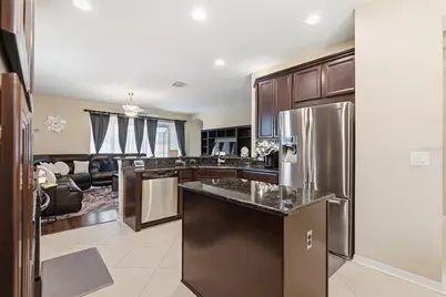 11105 Wembley Landing Drive, Lithia, FL 33547 - Photo 11