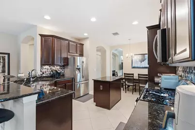 11105 Wembley Landing Drive, Lithia, FL 33547 - Photo 13