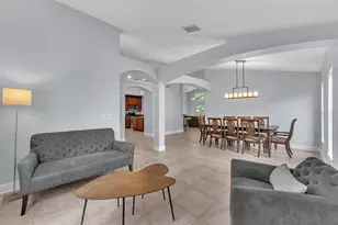 16405 Bridgewalk Dr, Lithia, FL 33547 - Photo 7