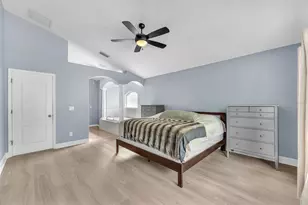 16405 Bridgewalk Dr, Lithia, FL 33547 - Photo 19
