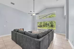 16405 Bridgewalk Dr, Lithia, FL 33547 - Photo 17