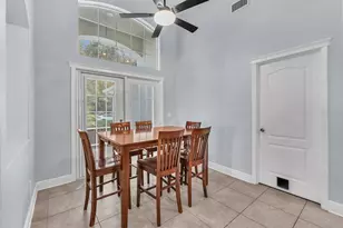 16405 Bridgewalk Dr, Lithia, FL 33547 - Photo 9