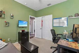 809 Seminole Sky Dr, Ruskin, FL 33570 - Photo 25