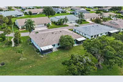 2209 Hartlebury Way #402, Sun City Center, FL 33573 - Photo 33