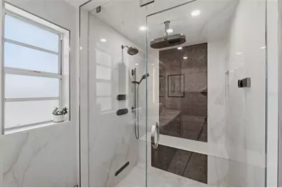 661 79th Circle S, Saint Petersburg, FL 33707 - Photo 39