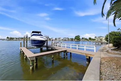 661 79th Circle S, Saint Petersburg, FL 33707 - Photo 51