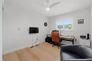661 79th Cir S, Saint Petersburg, FL 33707 - Photo 47