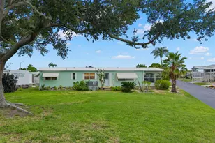 684 Mt Lancaster Ave NE, Saint Petersburg, FL 33702 - Photo 1