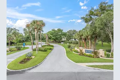 1083 S Pointe Alexis Drive, Tarpon Springs, FL 34689 - Photo 3