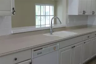 9045 40th St N, Pinellas Park, FL 33782 - Photo 7