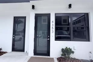 4353 Fontanarosa Village Ct, Tampa, FL 33614 - Photo 3