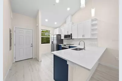 3890 34th Avenue S #203, Saint Petersburg, FL 33711 - Photo 5