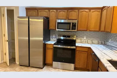 4135 Bismarck Palm Drive, Tampa, FL 33610 - Photo 7