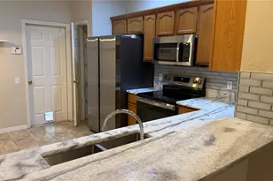 4135 Bismarck Palm Dr, Tampa, FL 33610 - Photo 9