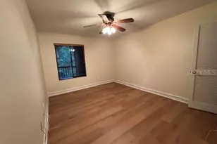 11722 Raintree Lake Ln, Tampa, FL 33617 - Photo 13