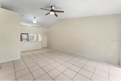 918 Otto Villa Place #9, Tampa, FL 33612 - Photo 7