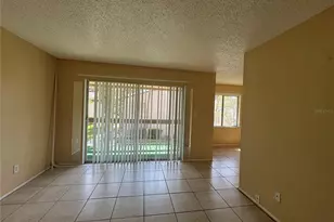 7512 Needle Leaf Pl, Tampa, FL 33617 - Photo 11