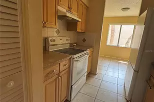 7512 Needle Leaf Pl, Tampa, FL 33617 - Photo 3