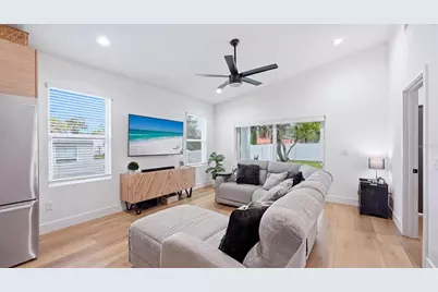 1919 42nd Street S, Saint Petersburg, FL 33711 - Photo 17