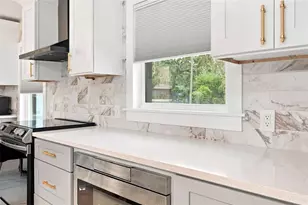 530 Locklie St, Dunedin, FL 34698 - Photo 21