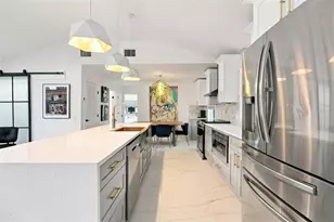 530 Locklie St, Dunedin, FL 34698 - Photo 17