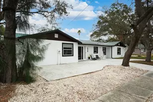 530 Locklie St, Dunedin, FL 34698 - Photo 7