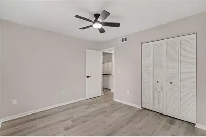 3711 W Iowa Ave #115, Tampa, FL 33611 - Photo 15
