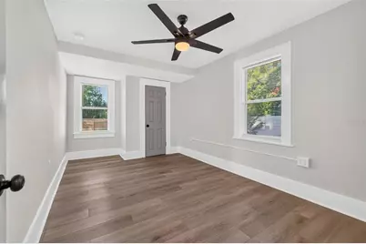 4624 Iris Street N, Saint Petersburg, FL 33714 - Photo 21
