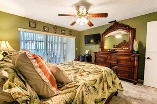 9391 118th Ln, Seminole, FL 33772 - Photo 11