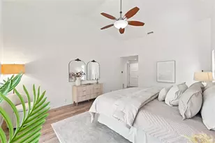 5921 Seabird Dr S, Gulfport, FL 33707 - Photo 53