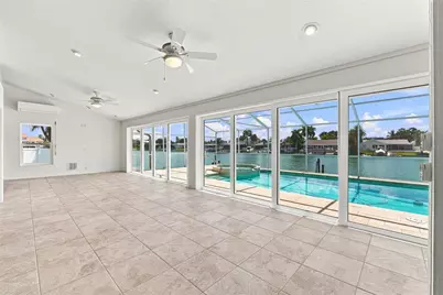 5921 Seabird Drive S, Gulfport, FL 33707 - Photo 45