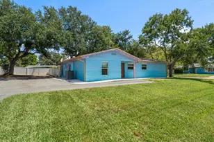 2050 W Bay Dr, Largo, FL 33770 - Photo 57