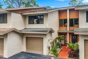 2122 Tarpon Landings Dr, Tarpon Springs, FL 34688 - Photo 1