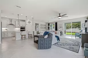 4678 Dover Bluff Ct, Valrico, FL 33594 - Photo 11