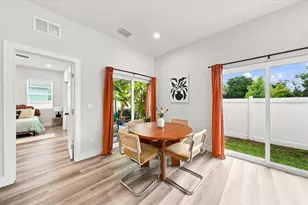 4390 44th St N, Saint Petersburg, FL 33714 - Photo 9