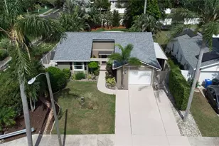 1613 St Catherine Dr E, Dunedin, FL 34698 - Photo 35