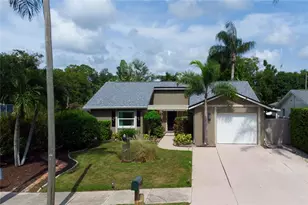 1613 St Catherine Dr E, Dunedin, FL 34698 - Photo 1