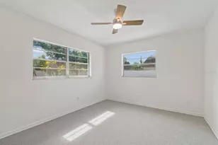 507 Rollingview Dr, Temple Terrace, FL 33617 - Photo 27