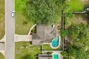 507 Rollingview Dr, Temple Terrace, FL 33617 - Photo 37